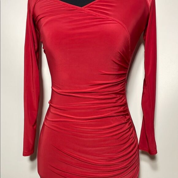 Pretty little thing Chic Red Dress - Picture 4 of 9